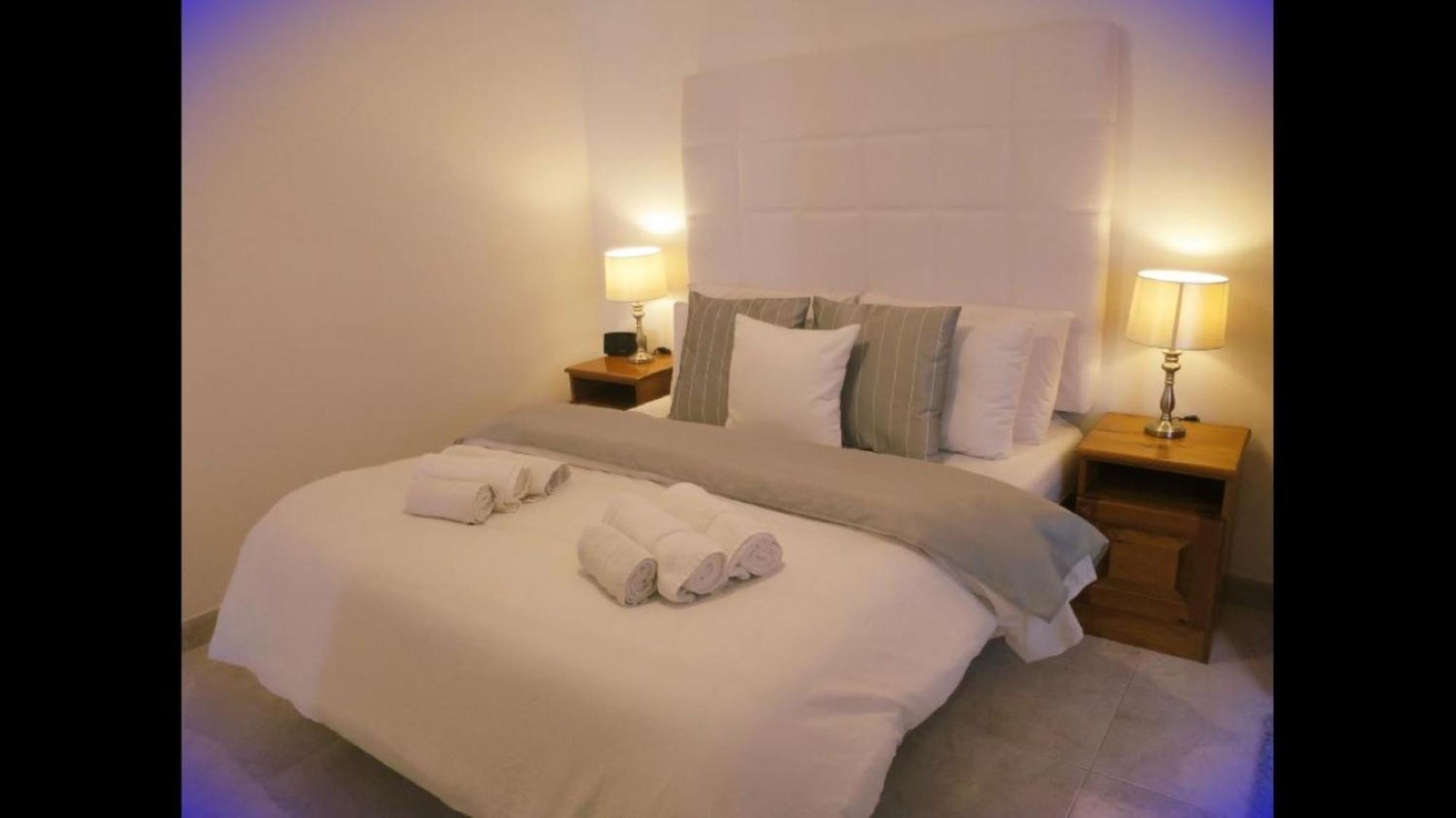 Seafront Apartment Terrace, Lounger & Panoramic Ocean Views Mellieħa Buitenkant foto